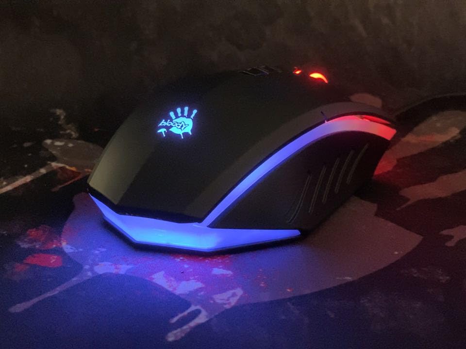 Bloody A70x Optical Gaming Mouse with Light Strike (LK) Switch & Scroll - Fully Programmable and Advance Macros (A70x-MatteBlack) - color: A70x-MatteBlack