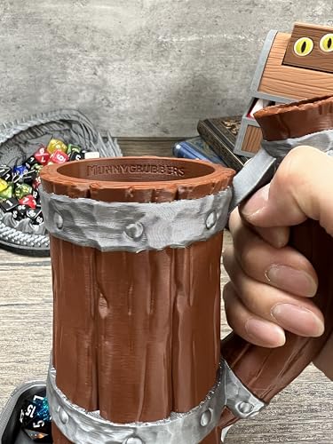 MunnyGrubbers - Tavern Mug Dice Tower - No Paint Odorless Insulated Cup Can Dice Tower - (Random 7PCS D20 Dice Set Included) - Dice Holder - Dungeons and Dragons - DND Gift - (Black/Gold)