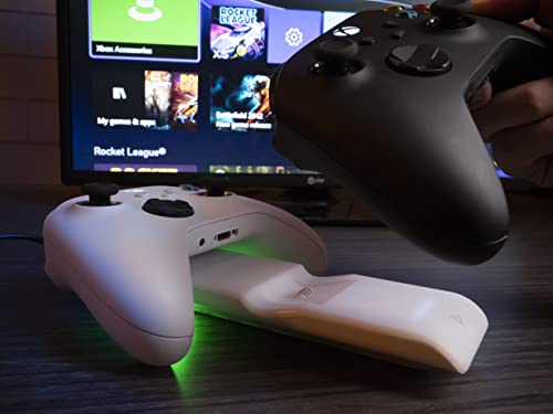 PDP Metavolt Dual Charging Station Xbox Series X|S, Xbox One Controllers | Charges 2 Controllers, Magnetic Docking, Up to 20 Hours Per Charge, LED Charging Indicator Lights, Xbox Licensed, White