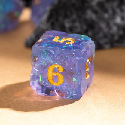 Cusdie Sharp Edge DND Dice, 7 PCS Shamrock DND Dice Set D&D D20 D12 D10 D8 D6 D4, Handcrafted Polyhedral Dice Set for RPG and Other Table Games(Purple) - color: Purple