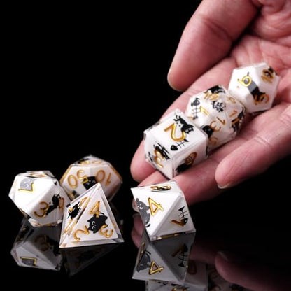 DND Dice Set, 7 Pcs Sharp Edge D&D Dice Polyhedral Resin Cat Dice for Dungeons and Dragons RPG MTG Role Playing Table Games - color: White