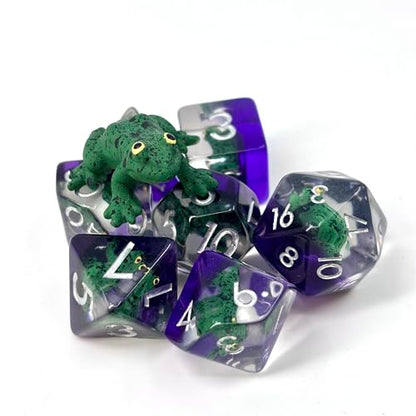 Sage's Portal Animal Familiars Resin DND Dice Set Polyhedral Dice Set for Dungeons and Dragons RPG Pathfinder Tabletop TTRPG (Green Frog + Figurine) - color: Green Frog + Mini Figure, style: Dice Set +Mini Figure