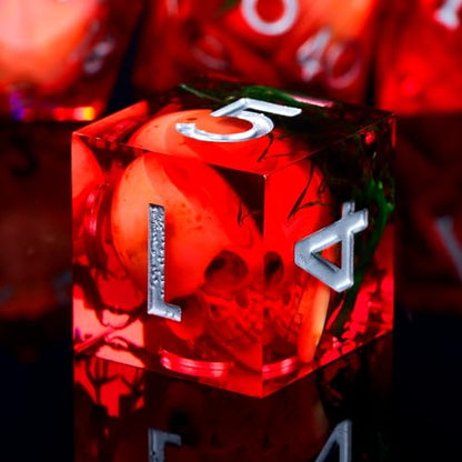 Froggod Blood Moss & Skull DND Dice Set with Gift Box for DND RPG, 7Pcs | Blood resin DND role playing dice with moss skull design and sharp edges for MTG, tabletop games and collectors - color: Blood
