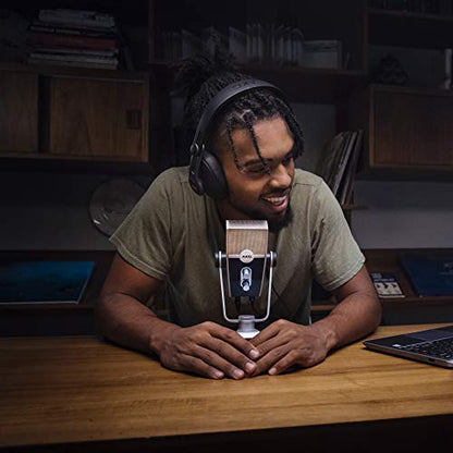 AKG Podcaster Essentials Kit - style: Podcaster Essentials Bundle
