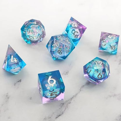 Liquid Core DND Dice Set, 7 Pcs Resin Sharp Edge Polyhedral Dice Quicksand D&D Dice for Dungeons and Dragons RPG Role Playing Table Games