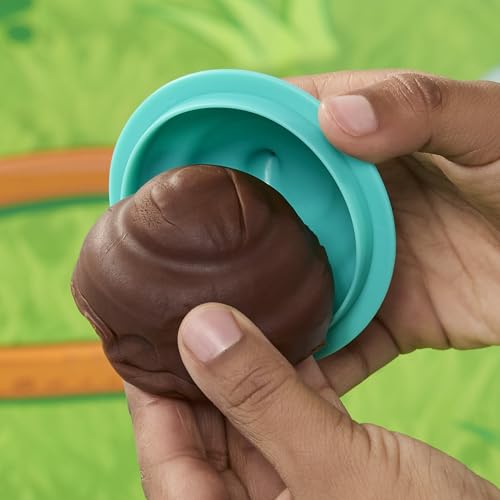 Hasbro Gaming Don't Step in It Preschool Game I Blindfolded, Poop Party Game | Spinner with 8 Fun Animal Moves | Ages 4+| 1+ Players I Funny Kids Board Games | Easter Gift for Kids