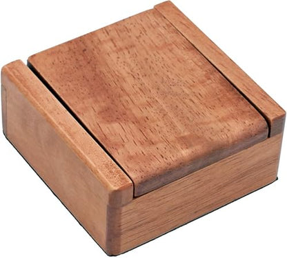WE Games Wooden Dice Box with 8 Rounded Wooden Dice - Instructions for 10 Dice Games - size: 19mm