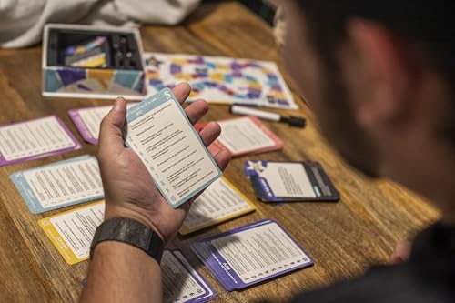 Hachette Boardgames CDSK Travel | A Travel-Friendly Version of the Millennial Trivia Game | Over 800 New Questions | Ages 14+ | 2 to 16 Players | 45 Min