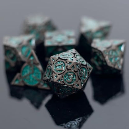 Metal DND Dice Set with Gift Box, Purple Black Sharp Edge Finish Heavy Polyhedral Dice, Designed for Dungeons & Dragons RPG DM and Players, for D&D, MTG RPG Meetings (Ranger) - color: Arrow-green