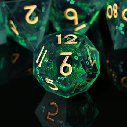 Liquid Core DND Dice Set, 7 Pcs Resin Sharp Edge Polyhedral Dice Quicksand Cat D&D Dice for Dungeons and Dragons RPG Role Playing Table Games