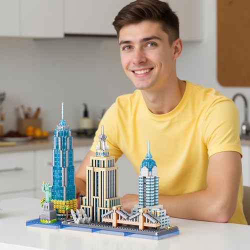New York Skyline Micro Mini Blocks Building Set, The Statue of Liberty,Empire State Architecture Building, Brooklyn Bridge, Gift for Kids and Adults (3262 Pieces) - style: New York Skyline