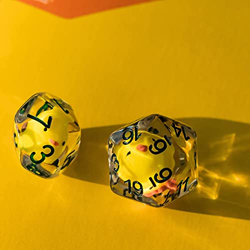 Cusdie 8-Die DND Dice, Polyhedral Dice Set Filled with Animal, Animal Dice Set for Role Playing Game D&D Dice (8Pcs Yellow Chicken) - color: 8pcs Yellow Chicken