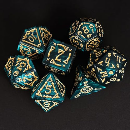 7-Die DND Dice Set Scary Pattern Polyhedral Dice Set with Leather Bag, Skull Dice D&D Dice Set for RPG Table Games.(Scary Pattern-Green) - color: Halloween Pattern-green