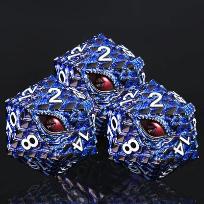 1 die Metal D20 DND Dice - Dragon Scale Metallic 20 Sided Giant Polyhedral Dice,35mm Large Dragon Eye Metal D&D Dice for Dungeons and Dragon Tabletop Game(Blue Glitter Dragon Scale) - color: Blue Glitter Dragon Scale