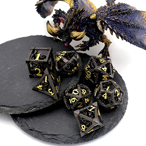 DND Dice Set,3D Octopus Hollow Metal 7-Die,Black | Solid Copper,Lightweight 72g Dice Set,Easy-to-Read Numbers,Gift Box & Velvet Bag for DND RPG Players - color: Cthulhu Black