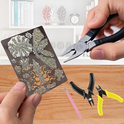 3D Metal Puzzles for Adults,3D Model Building Puzzle Kits,Cool Insect Animal Themed Design,Bugs Model Kits Brain Teaser DIY Assembling Crafts Kits Creative Ornament (Bee) - color: Bee