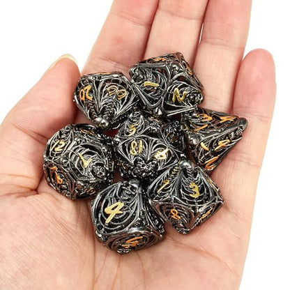 Metal Skull Dice Set Hollow Multi-Sided Dungeons & Dragons Dice 7CPS Role-Playing Dice Set with Flannel Bag Suitable for D&D Board Game Cards (Black Gold) - color: Black Gold