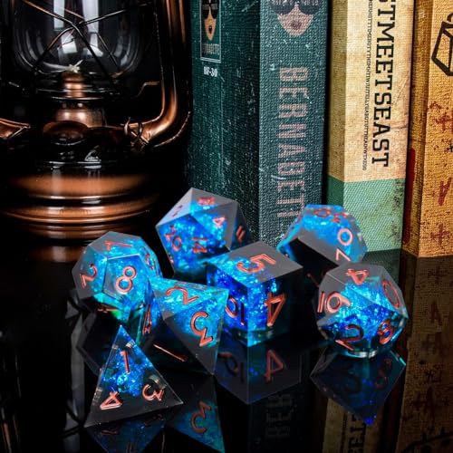 DND Dice Set, 7 Pcs Sharp Edge D&D Dice Polyhedral Resin Dice for Dungeons and Dragons RPG MTG Role Playing Table Games - color: Blue