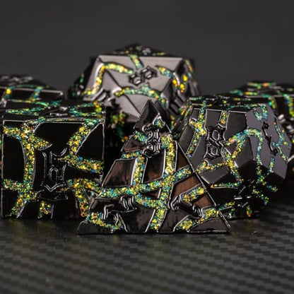 Cracked Rune Metal Dice Set for DND & RPG – Dark Fantasy Fractured Design, Premium Heavy Metal Polyhedral Dice with Deep Engraved Numbers, 7-Piece Set – Green Mystic Vein - color: Black Nickel Yellow