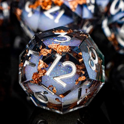 ARUOHHA Liquid Core DND Dice Set, 7pcs Resin Sharp Edged Dragons Dice Role Playing Games, RPG Silver Numbers Black Dungeons Polyhedral Dice with Gift Box D20 D12 D10 D8 D6 D4 - color: Silver Black