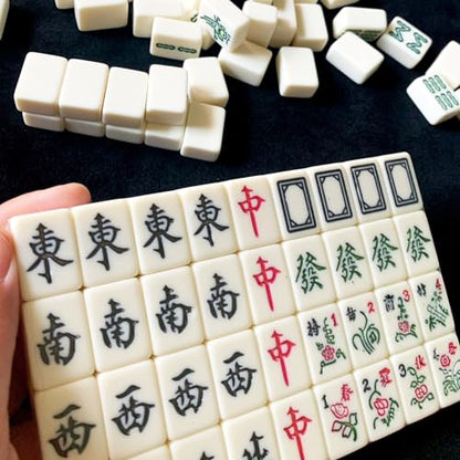 Portable Mini Chinese Mahjong Set with 146 Melamine Tiles Compact Brown Carrying Case for Camping, Family Game Night Camping, Beach & Halloween Christmas Easter Party