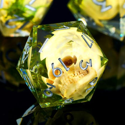 Froggod Transparent Moss & Skull Dice Set with Gift Box for DND RPG, 7Pcs | Transparent resin DND role playing dice with moss skull design and sharp edges for MTG, tabletop games and collectors - color: Transparent