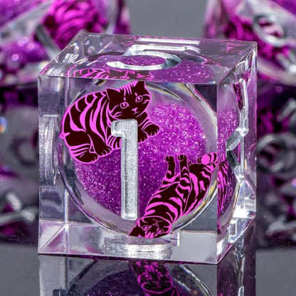 KERWELLSI Cat Liquid Core DND Dice Set with Gift Box, 7Pcs Resin Dungeons Sharp Edge D&D Dice, Dragons D and D Role Playing Dice D20 D12 D10 D8 D6 D4, Purple - color: Purple and Purple Cat