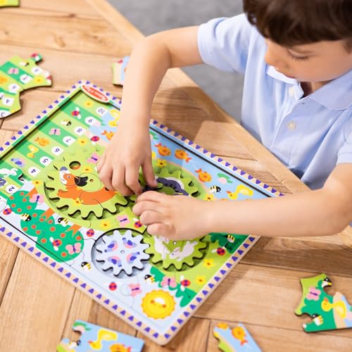 Melissa & Doug Wooden Animal Chase Jigsaw Spinning Gear Puzzle – 24 Pieces Wooden Puzzle for Toddlers and Preschoolers, for Boys and Girls Ages 3+