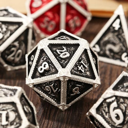 Metal Dice Set, Fly Dragon Pattern, 7pcs Polyhedral Metal DND Dice Set, DND Starter Set, D&D Gifts with Gift Box, Role Playing Board Games Accessories, Silver ﻿ ﻿ - color: Silver