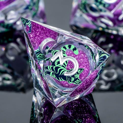 KERWELLSI Cat Liquid Core DND Dice Set with Gift Box, 7Pcs Resin Dungeons Sharp Edge D&D Dice, Dragons D and D Role Playing Dice D20 D12 D10 D8 D6 D4, Purple and Light Green Cat - color: Purple and Light Green Cat