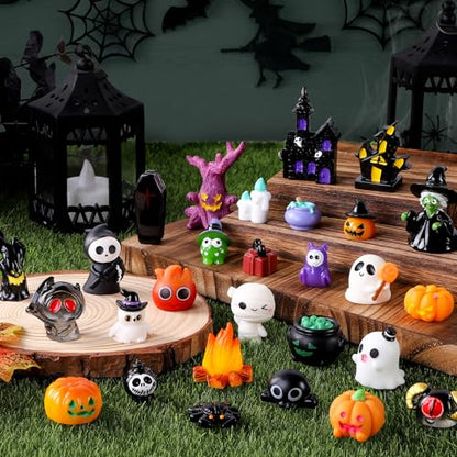 50pcs Halloween Mini Resin Figures 50 Styles Tiny Resin Figurines Little Small Figures to Hide Pumpkin Ghost Skull Miniatures Bulk for Halloween Party Favors Bag Fillers Garden Dollhouse Decor