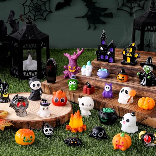 50pcs Halloween Mini Resin Figures 50 Styles Tiny Resin Figurines Little Small Figures to Hide Pumpkin Ghost Skull Miniatures Bulk for Halloween Party Favors Bag Fillers Garden Dollhouse Decor