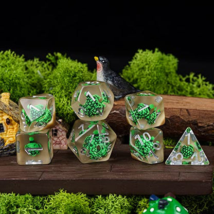 Cusdie 7-Die DND Dice, Polyhedral Dice Set Filled with Animal, for Role Playing Game D&D Dice (Green Turtle) - color: Green Turtle