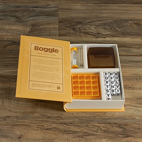 WS Game Company Boggle Vintage Bookshelf Edition Classic Tabletop Word Game | Linen-Wrapped Book Box, Translucent Dome, Sand Timer, Integrated Storage, Retro Design, 2-6 Players, Adults and Kids 8 and Up