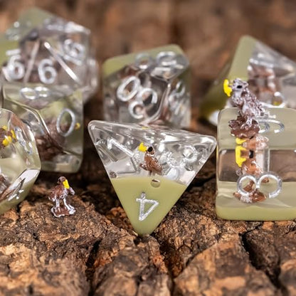 UDIXI Polyhedral Dice Set D&D, Axe Beak DND Dice Set for RPG Tabletop Games | Velvet Storage Bag, DM Gift, for Dungeons and Dragons Role Playing Games Board Games - color: Axe Beak