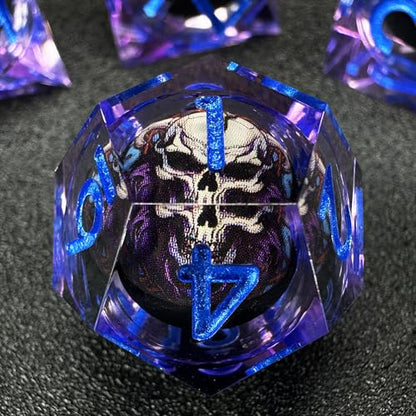 HAOMEJA Skull D&D Monster Resin Dice Set DND Skeleton 7 PCS Sharp Edges Dice with Gift Bag Apply to Dungeons and Dragons Role Playing Game Gift (Skull B & Purple) - color: B Skull B & Purple
