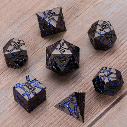 Cracked Rune Metal Dice Set for DND & RPG – Dark Fantasy Fractured Design, Premium Heavy Metal Polyhedral Dice with Deep Engraved Numbers, 7-Piece Set – Blue Arcane Vein - color: Black Nickel Blue