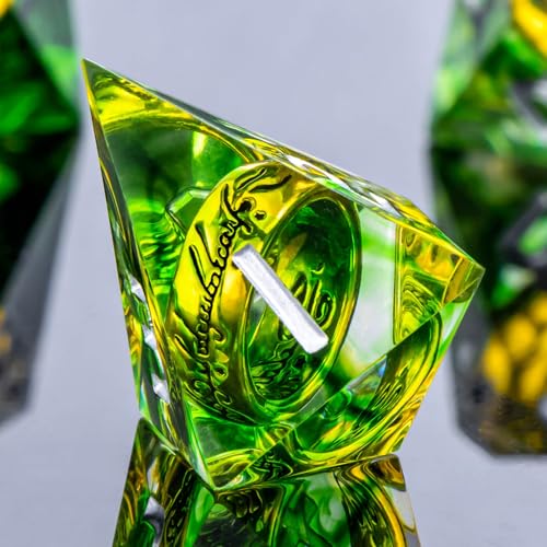 OUKELANWO Magic Lord Rings DND Dice Set with Box, 7Pcs Resin LOTR D&D Dice Set for Role Playing Game, Green Dungeons Dragons D and D Sharp Edge Dice D20 D12 D10 D8 D6 D4 - color: Green & White
