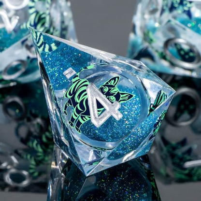 KERWELLSI Cat Liquid Core DND Dice Set with Gift Box, 7Pcs Resin Dungeons Sharp Edge D&D Dice, Dragons D and D Role Playing Dice D20 D12 D10 D8 D6 D4, Blue and Light Green Cat - color: Blue and Light Green Cat