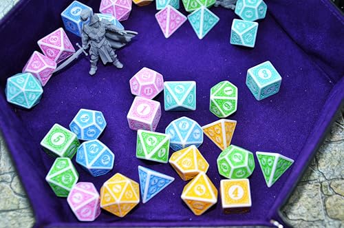 SmartDealsPro Retro Polyhedral Dice Sets with Pouches for D&D DND RPG MTG Dungeon and Dragons Table Board Roll Playing Games D4 D6 D8 D10 D% D12 D20 - color: 5-color Retro Sets 2