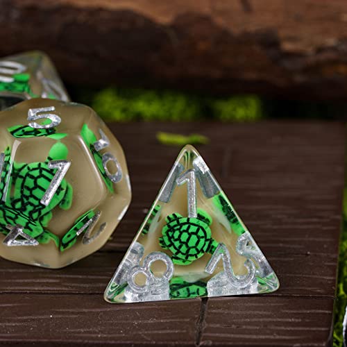 Cusdie 7-Die DND Dice, Polyhedral Dice Set Filled with Animal, for Role Playing Game D&D Dice (Green Turtle) - color: Green Turtle