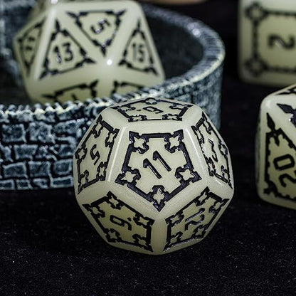cusdie 25mm Giant DND Dice Glow in The Dark, 7 Pcs Luminous Polyhedral Dice Set, Glowing D&D Dice with Dragon Eye Dice Bag for Pathfinder RPG(Glow in The Dark) - color: Luminous