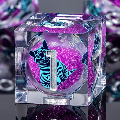 KERWELLSI Cat Liquid Core DND Dice Set with Gift Box, 7Pcs Resin Dungeons Sharp Edge D&D Dice, Dragons D and D Role Playing Dice D20 D12 D10 D8 D6 D4, Purple and Blue Cat - color: Purplr and Blue Cat