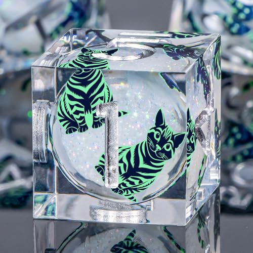KERWELLSI Cat Liquid Core DND Dice Set with Gift Box, 7Pcs Resin Dungeons Sharp Edge D&D Dice, Dragons D and D Role Playing Dice D20 D12 D10 D8 D6 D4, White and Light Green Cat - color: White and Light Green Cat