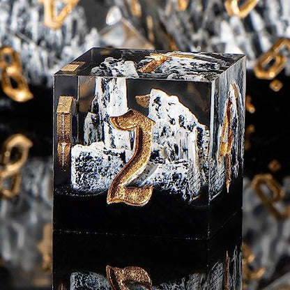 KERWELLSI DND Dice Set D&D, 7pcs Sharp Edge Resin D and D Dice with Gift Box, Nature Snow Mountain Dungeon Dragon Role Playing Dice D20 D12 D10 D8 D6 D4 - color: White