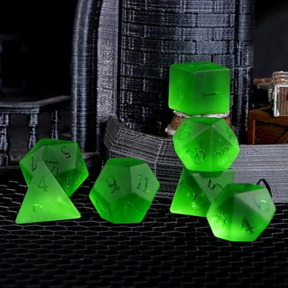 Matte Green 7Pcs Polyhedral Dice Set, K9 Crystal Cat's Eye Multi-Faceted DND Dice for Dungeons and Dragons RPG Tabletop Game (Matte Green) - color: Matte Green