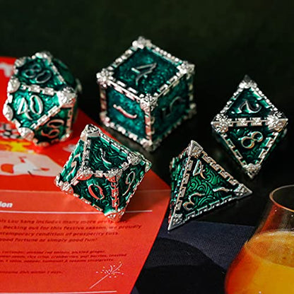 Cusdie 7 Pcs Metal Dice with Metal Box, Dagger Design Polyhedral DND Dice Set, for Role Playing Game D&D Dice (Silver Green) - color: Silver Green