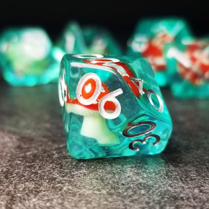 Sage's Portal Familiars and Reagents Resin DND Dice Set Polyhedral Dice Set for Dungeons and Dragons RPG Tabletop TTRPG (Red Magic Shrooms) - color: Red Magic Shrooms