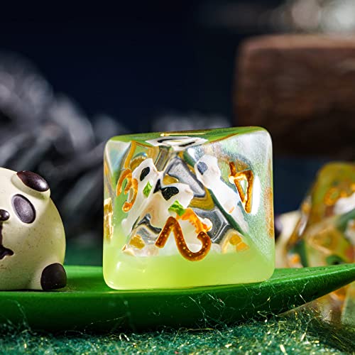 Cusdie 7-Die DND Dice, Polyhedral Dice Set Filled with Animal, for Role Playing Game D&D Dice (Rabbit) - color: Rabbit