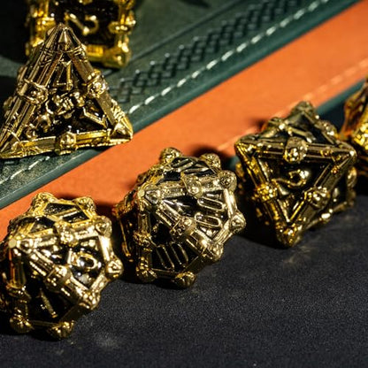Metal Skull Dice Set with Skull Bag,7PCS Polyhedral Metal Dice Set for DND Role Playing Games(Gold Black) - color: Skull Gold Black